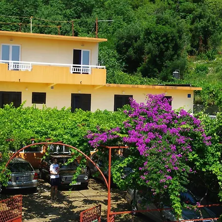 Villa Elvira-3