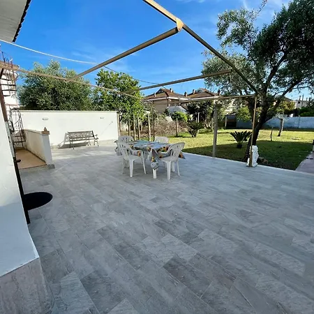 Villa Elvira-2